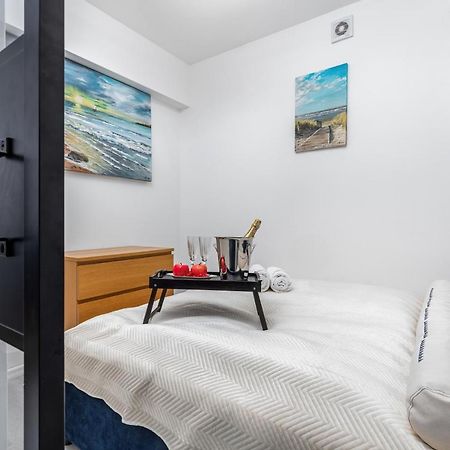 Morski Apartament Arciszewskiego By Noclegi Renters Колобжег Екстериор снимка