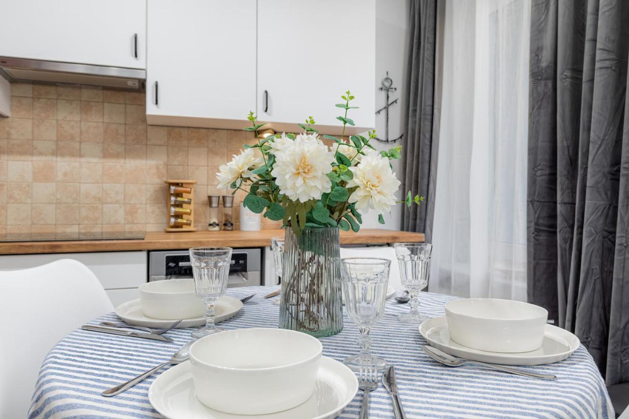 Morski Apartament Arciszewskiego By Noclegi Renters Колобжег Екстериор снимка